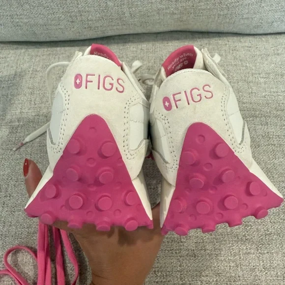 NWT Figs/New Balance Women's White and Pink Sneakers - Picture 6 of 7